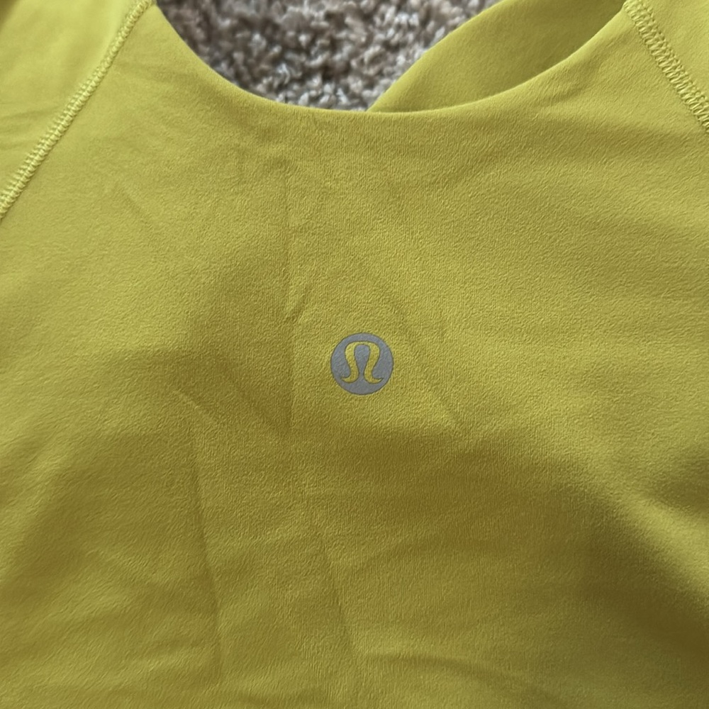Lululemon Align Crop Tank Nulu 🍐 Yellow Pear Green Size 8 A/B Cup - Picture 7 of 9